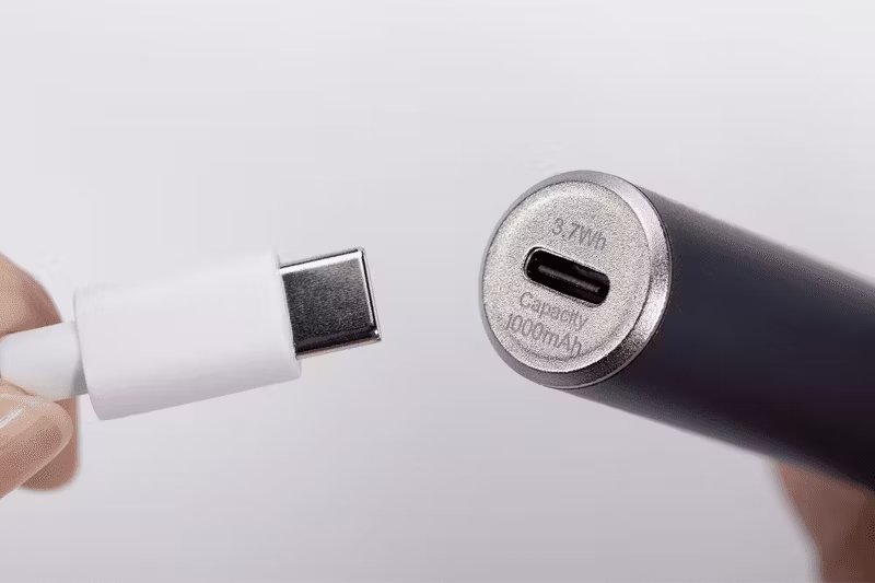 Battery and Charging Problems in JUUL Devices